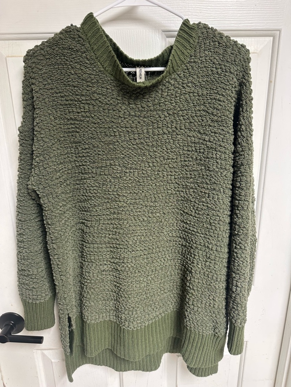 Zenana Outfitters Olive Green Popcorn Knit Pullover
